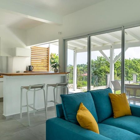 Superbe Appartement Avec Terrasse Vue Nature - Julyan House Petit-Bourg Luaran gambar