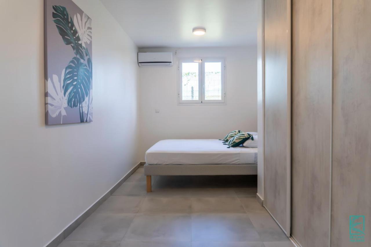 Superbe Appartement Avec Terrasse Vue Nature - Julyan House Petit-Bourg Luaran gambar