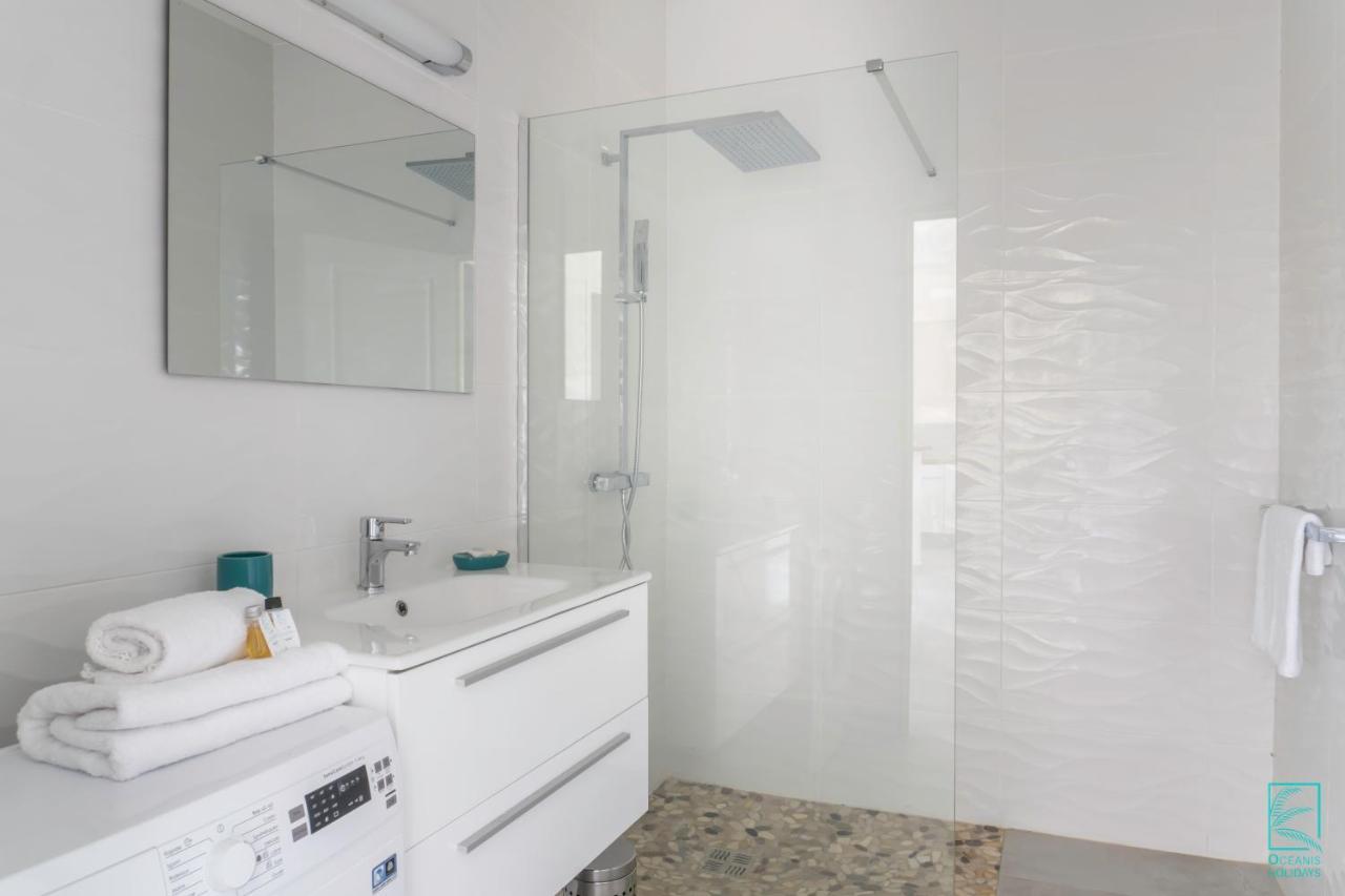 Superbe Appartement Avec Terrasse Vue Nature - Julyan House Petit-Bourg Luaran gambar